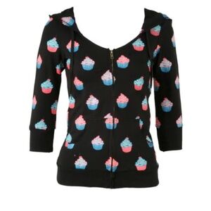 iso (not for sale) cupcake hoodie from wet seal